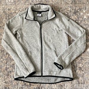 Nike Women’s Jacket Size Medium